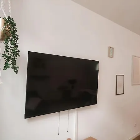 Maison Scandinave Avec Garage Hébergement de vacances Roubaix